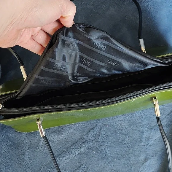 Beijo faux leather green/black color block shoulder bag. GUC. Preloved - Picture 13 of 15